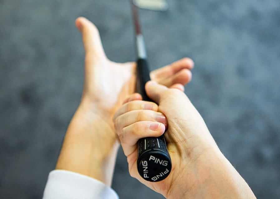 Der Golfgriff Wie du den Golfschläger richtig hältst alt