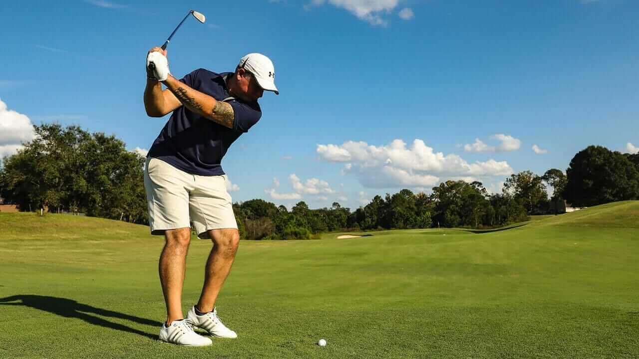Wie geht der Golfschwung?