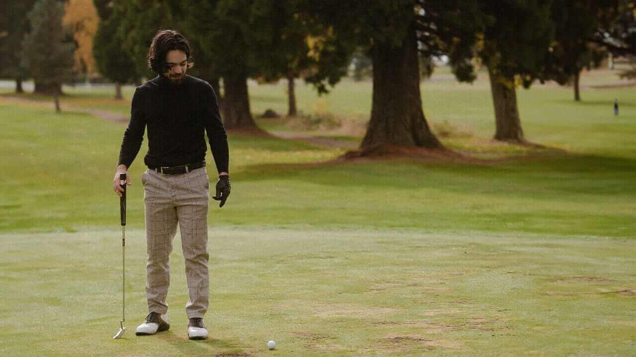 Die perfekte Ansprechposition im Golf: Setup, Standbreite &amp; häufige Fehler