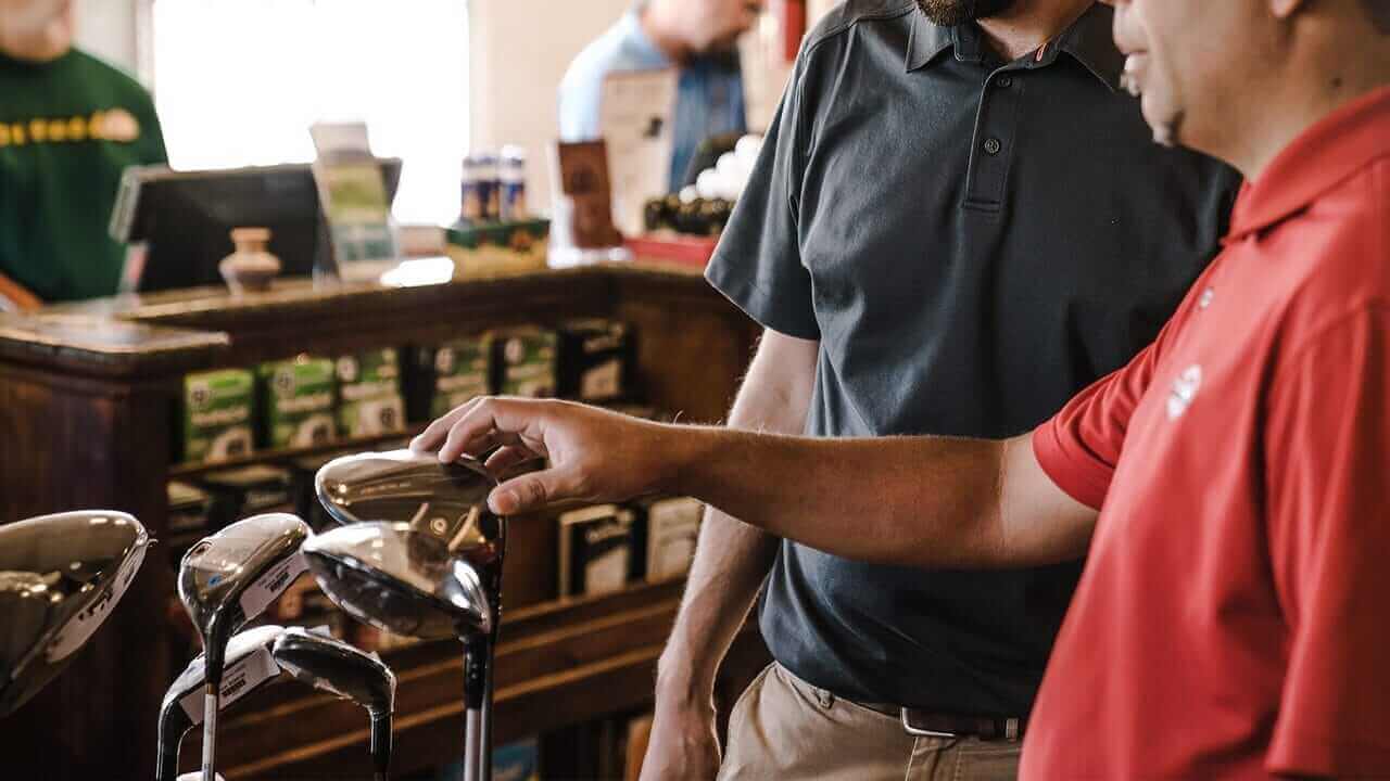 Geschenke für Golfer: Die besten Ideen für jedes Budget