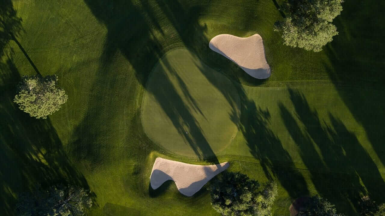 Golf-Entfernungsmesser: GPS oder Laser? Mein ehrlicher Vergleich