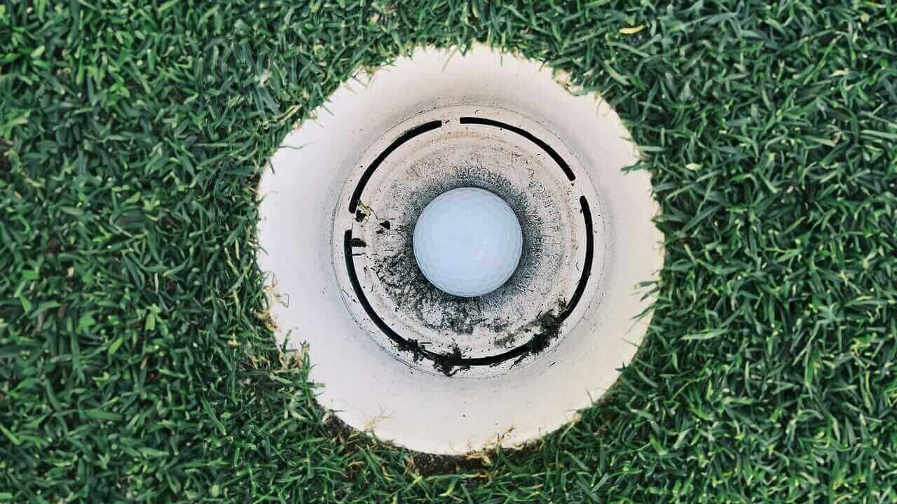 Was ist ein Hole-in-One beim Golfen?